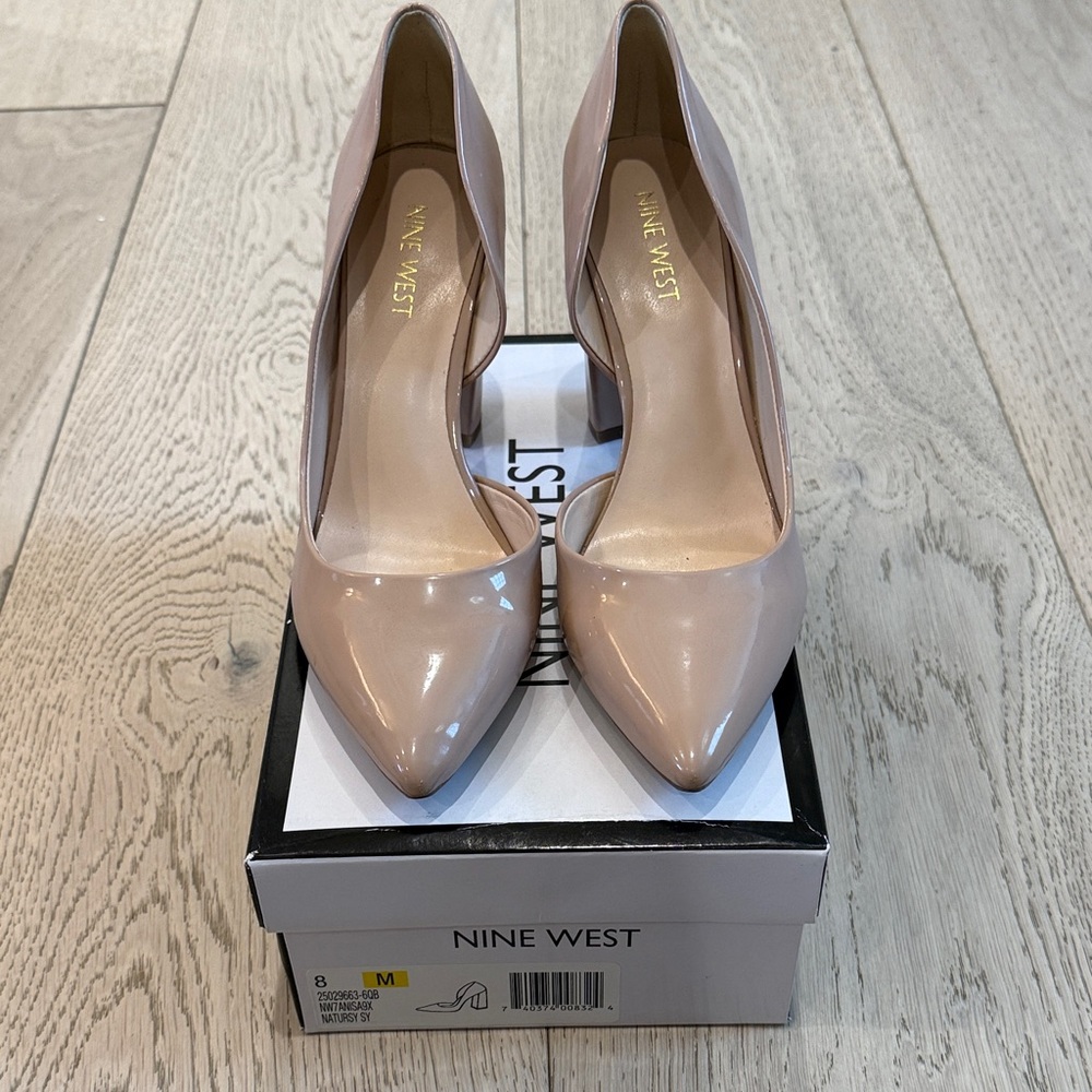 Nine West Anisa 9X Block Heel Pump in Size 8 Color Natural - Picture 12 of 14
